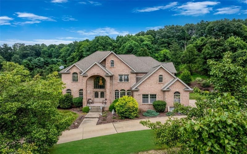 3513 Lashan Dr, Murrysville, 15668, 6 Bedrooms Bedrooms, 13 Rooms Rooms,5.1 BathroomsBathrooms,Residential,For Sale,Lashan Dr,1764580