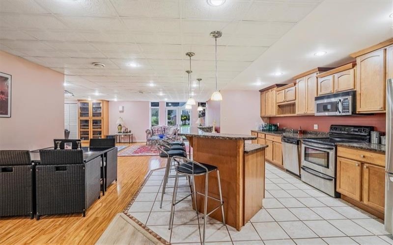 3513 Lashan Dr, Murrysville, 15668, 6 Bedrooms Bedrooms, 13 Rooms Rooms,5.1 BathroomsBathrooms,Residential,For Sale,Lashan Dr,1764580
