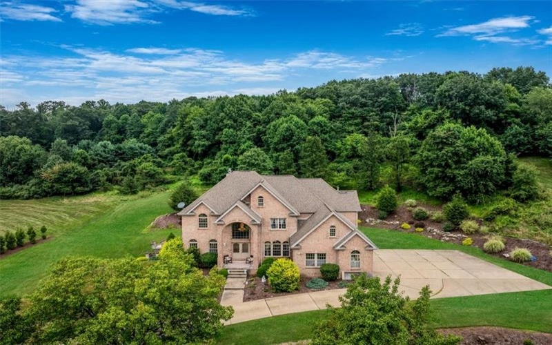 3513 Lashan Dr, Murrysville, 15668, 6 Bedrooms Bedrooms, 13 Rooms Rooms,5.1 BathroomsBathrooms,Residential,For Sale,Lashan Dr,1764580
