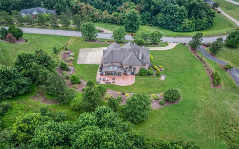 3513 Lashan Dr, Murrysville, 15668, 6 Bedrooms Bedrooms, 13 Rooms Rooms,5.1 BathroomsBathrooms,Residential,For Sale,Lashan Dr,1764580