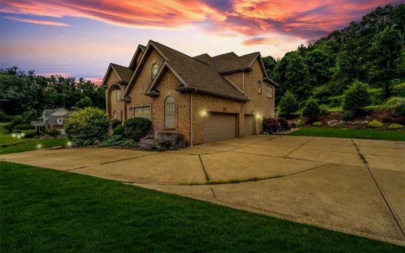3513 Lashan Dr, Murrysville, 15668, 6 Bedrooms Bedrooms, 13 Rooms Rooms,5.1 BathroomsBathrooms,Residential,For Sale,Lashan Dr,1764580