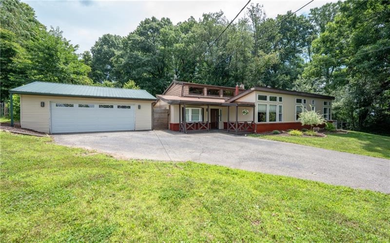 2851 State Route 981, New Alexandria, 15670, 4 Bedrooms Bedrooms, ,2 BathroomsBathrooms,Residential,For Sale,State Route 981,1764586