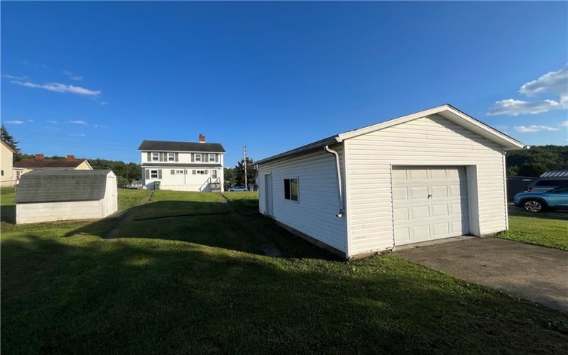 216 Prisani Street, Greensburg, 15690, 4 Bedrooms Bedrooms, 8 Rooms Rooms,2 BathroomsBathrooms,Residential,For Sale,Prisani Street,1764613