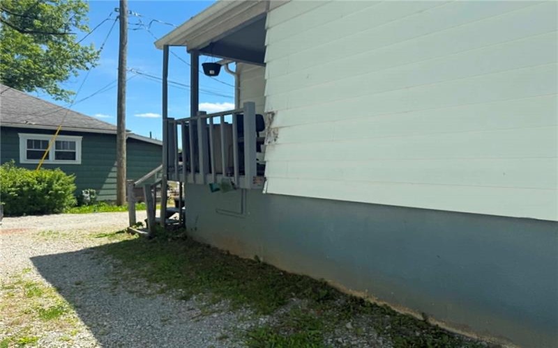 2 ELM STREET, Masontown, 15461, 2 Bedrooms Bedrooms, 4 Rooms Rooms,1 BathroomBathrooms,Residential,For Sale,ELM STREET,1764641