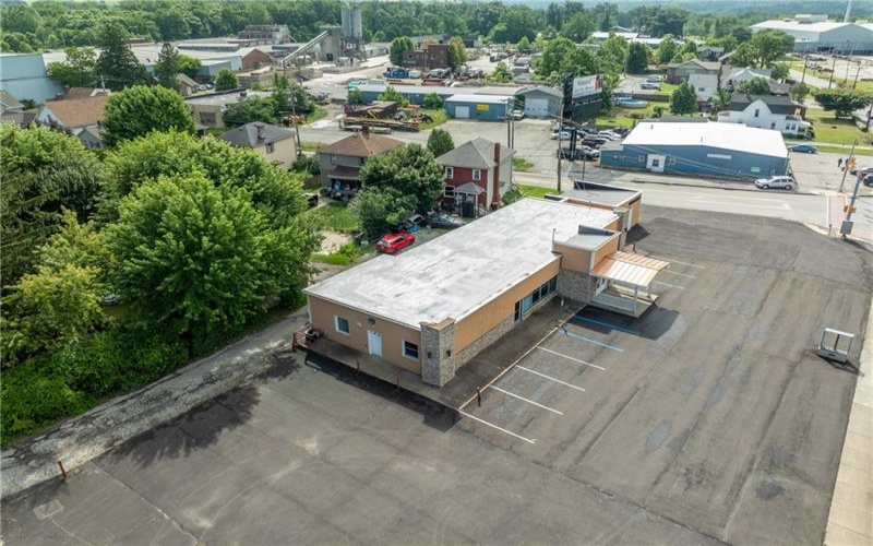 2840 Ligonier St, Latrobe, 15650, ,Commercial-industrial-business,For Sale,Ligonier St,1764643