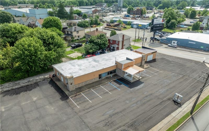 2840 Ligonier St, Latrobe, 15650, ,Commercial-industrial-business,For Sale,Ligonier St,1764643