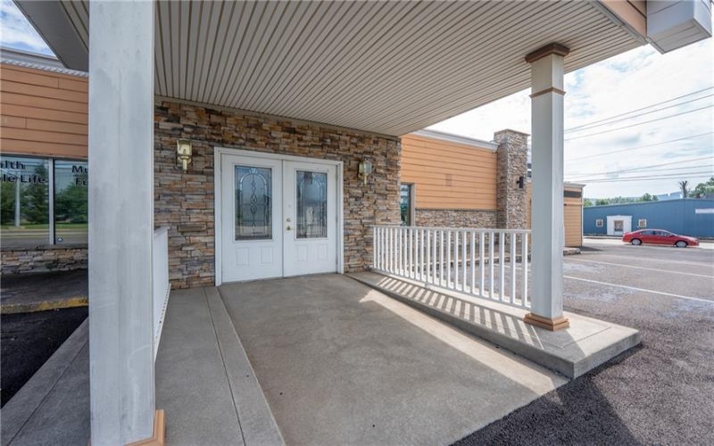 2840 Ligonier St, Latrobe, 15650, ,Commercial-industrial-business,For Sale,Ligonier St,1764643