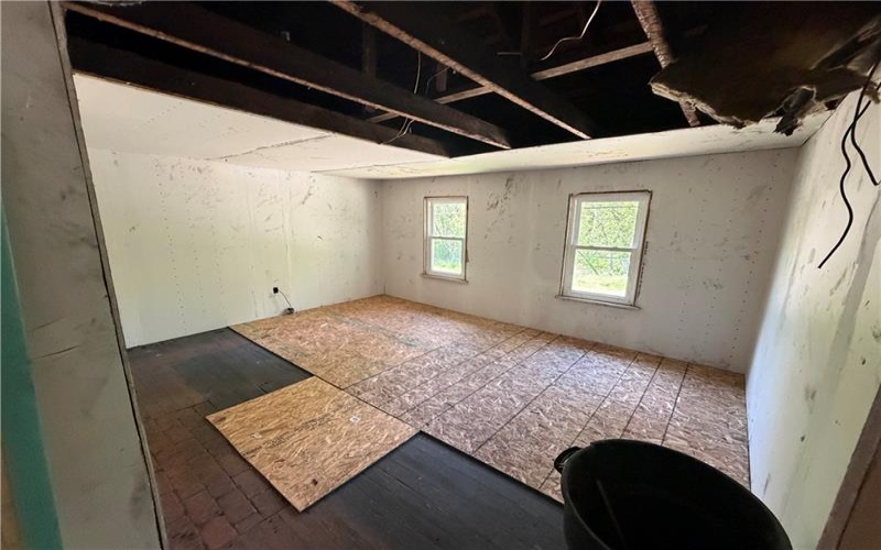 460 Braznell Concrete Rd, Grindstone, 15442, 5 Bedrooms Bedrooms, ,2 BathroomsBathrooms,Residential,For Sale,Braznell Concrete Rd,1764644