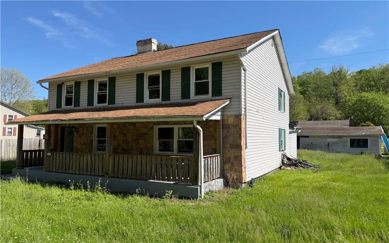 460 Braznell Concrete Rd, Grindstone, 15442, 5 Bedrooms Bedrooms, ,2 BathroomsBathrooms,Residential,For Sale,Braznell Concrete Rd,1764644