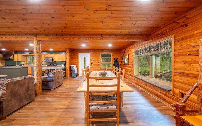 138 Fern Mountain Rd, Jones Mills, 15646, 6 Bedrooms Bedrooms, ,7 BathroomsBathrooms,Residential,For Sale,Fern Mountain Rd,1764650