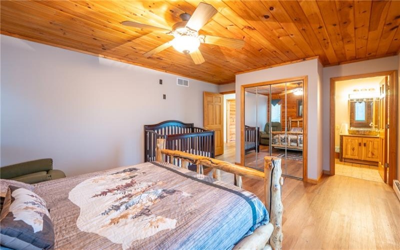 138 Fern Mountain Rd, Jones Mills, 15646, 6 Bedrooms Bedrooms, ,7 BathroomsBathrooms,Residential,For Sale,Fern Mountain Rd,1764650