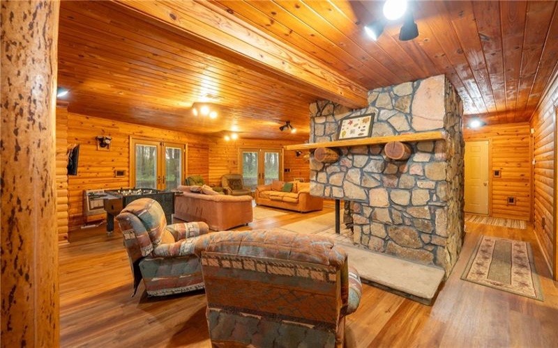 138 Fern Mountain Rd, Jones Mills, 15646, 6 Bedrooms Bedrooms, ,7 BathroomsBathrooms,Residential,For Sale,Fern Mountain Rd,1764650