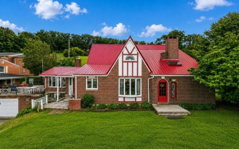 423 Huntingdon Rd, Yukon, 15698, 3 Bedrooms Bedrooms, 11 Rooms Rooms,2.1 BathroomsBathrooms,Residential,For Sale,Huntingdon Rd,1764660