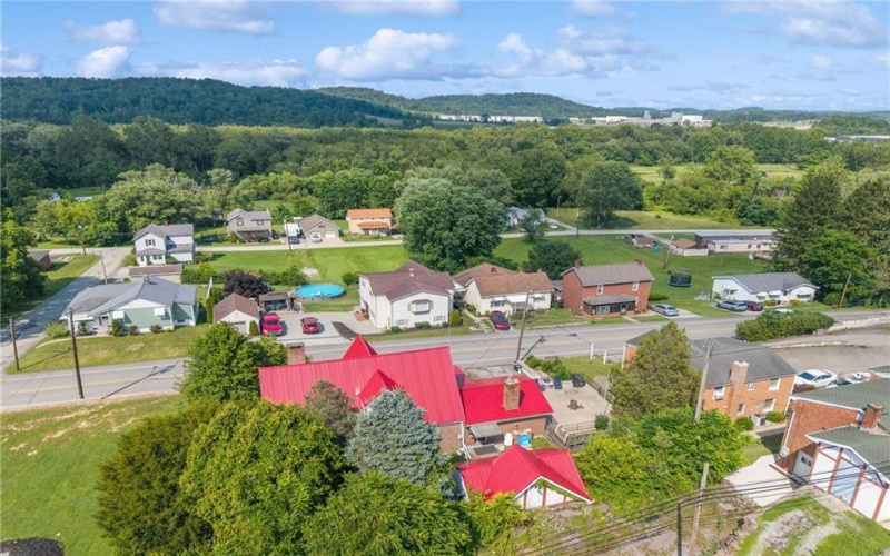 423 Huntingdon Rd, Yukon, 15698, 3 Bedrooms Bedrooms, 11 Rooms Rooms,2.1 BathroomsBathrooms,Residential,For Sale,Huntingdon Rd,1764660