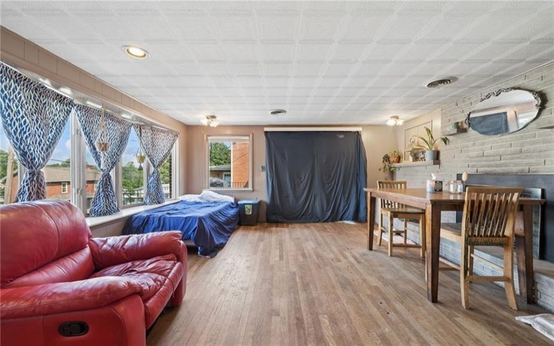 423 Huntingdon Rd, Yukon, 15698, 3 Bedrooms Bedrooms, 11 Rooms Rooms,2.1 BathroomsBathrooms,Residential,For Sale,Huntingdon Rd,1764660