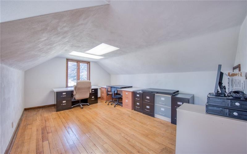 2550 Leechburg Road, Lower Burrell, 15068, 4 Bedrooms Bedrooms, 9 Rooms Rooms,1.1 BathroomsBathrooms,Residential,For Sale,Leechburg Road,1764684