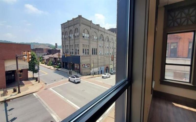 12 W Main St, Canonsburg, 15317, ,Commercial-industrial-business,For Sale,W Main St,1764712