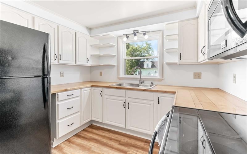 134 Main St, Markleysburg, 15459, 3 Bedrooms Bedrooms, 5 Rooms Rooms,1.2 BathroomsBathrooms,Residential,For Sale,Main St,1767970