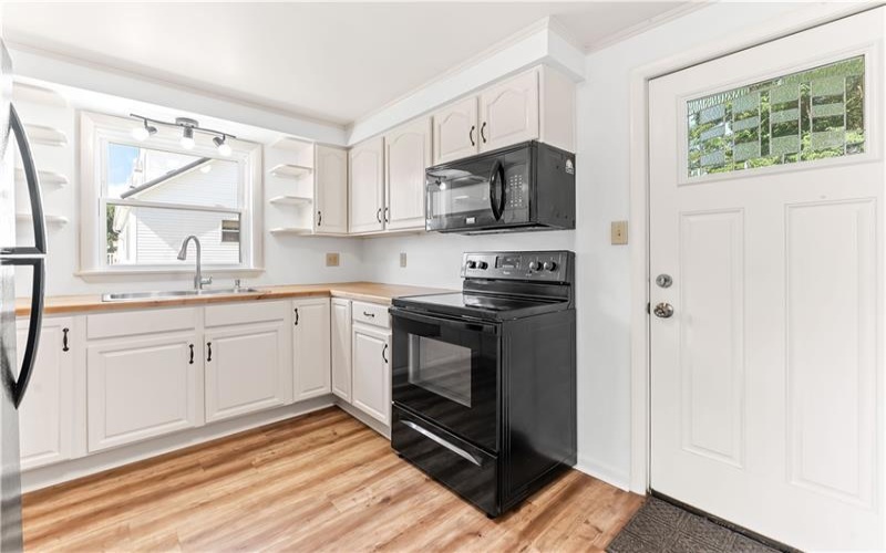 134 Main St, Markleysburg, 15459, 3 Bedrooms Bedrooms, 5 Rooms Rooms,1.2 BathroomsBathrooms,Residential,For Sale,Main St,1767970