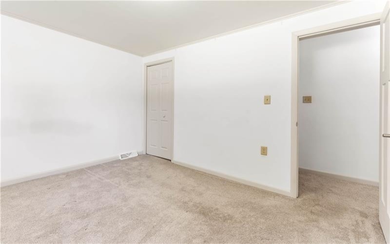 134 Main St, Markleysburg, 15459, 3 Bedrooms Bedrooms, 5 Rooms Rooms,1.2 BathroomsBathrooms,Residential,For Sale,Main St,1767970