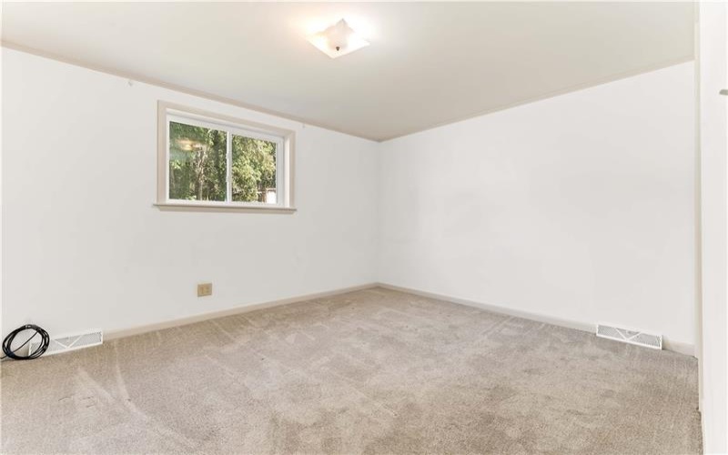 134 Main St, Markleysburg, 15459, 3 Bedrooms Bedrooms, 5 Rooms Rooms,1.2 BathroomsBathrooms,Residential,For Sale,Main St,1767970