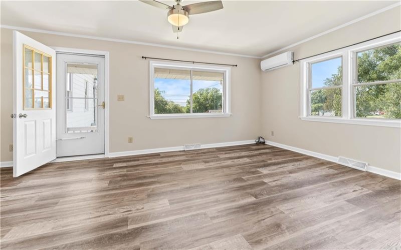 134 Main St, Markleysburg, 15459, 3 Bedrooms Bedrooms, 5 Rooms Rooms,1.2 BathroomsBathrooms,Residential,For Sale,Main St,1767970