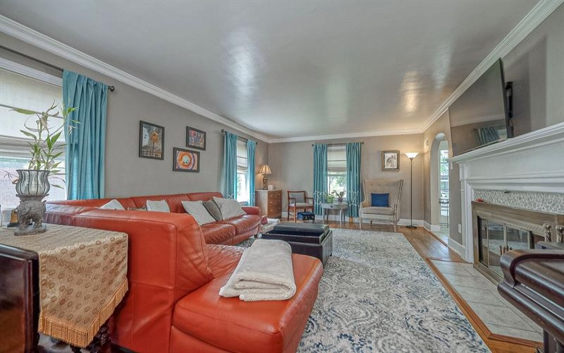 945 Summit DRIVE, Greensburg, 15601, 3 Bedrooms Bedrooms, ,1.1 BathroomsBathrooms,Residential,For Sale,Summit,1764939