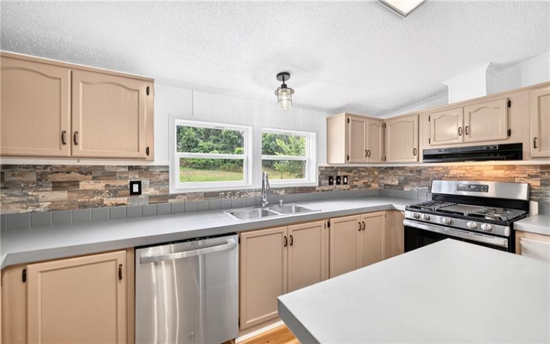 218 Florence Dr, 15401, 15401, 4 Bedrooms Bedrooms, 10 Rooms Rooms,2 BathroomsBathrooms,Residential,For Sale,Florence Dr,1766632