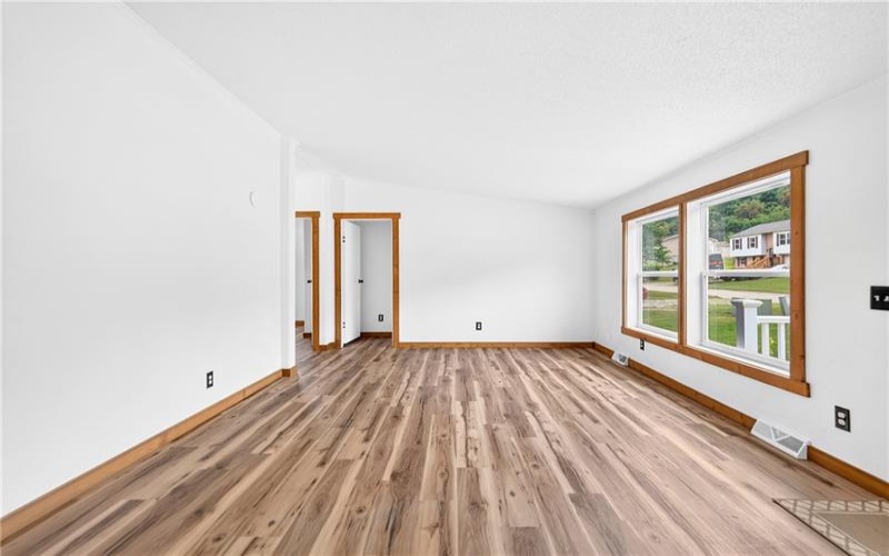 218 Florence Dr, 15401, 15401, 4 Bedrooms Bedrooms, 10 Rooms Rooms,2 BathroomsBathrooms,Residential,For Sale,Florence Dr,1766632