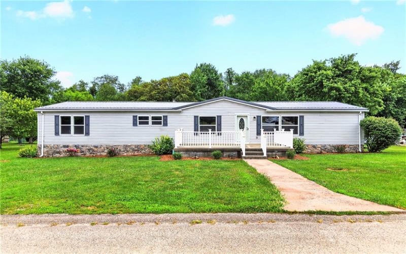 218 Florence Dr, 15401, 15401, 4 Bedrooms Bedrooms, 10 Rooms Rooms,2 BathroomsBathrooms,Residential,For Sale,Florence Dr,1766632