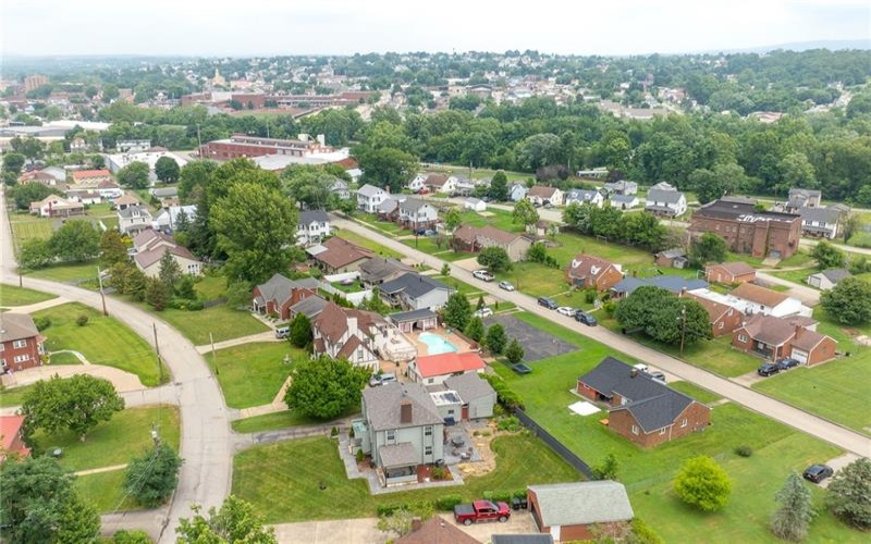 97 Belmont Cir, Uniontown, 15401, 4 Bedrooms Bedrooms, 9 Rooms Rooms,2.1 BathroomsBathrooms,Residential,For Sale,Belmont Cir,1764973