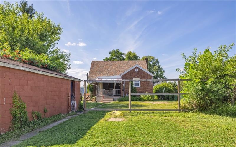 508 Earl Ave, New Kensington, 15068, 3 Bedroom Bedrooms, ,1.2 BathroomBathrooms,Residential,For Sale,Earl Ave,1767999