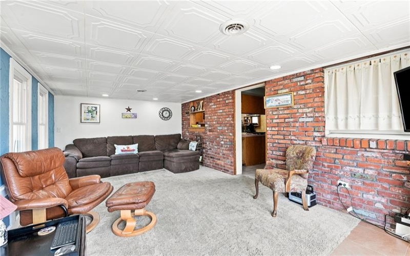 519 Manor Harrison City Rd., 15636, 15636, 3 Bedrooms Bedrooms, 8 Rooms Rooms,2.3 BathroomsBathrooms,Residential,For Sale,Manor Harrison City Rd.,1768009