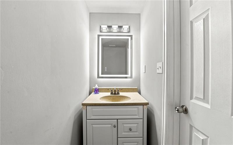 519 Manor Harrison City Rd., 15636, 15636, 3 Bedrooms Bedrooms, 8 Rooms Rooms,2.3 BathroomsBathrooms,Residential,For Sale,Manor Harrison City Rd.,1768009