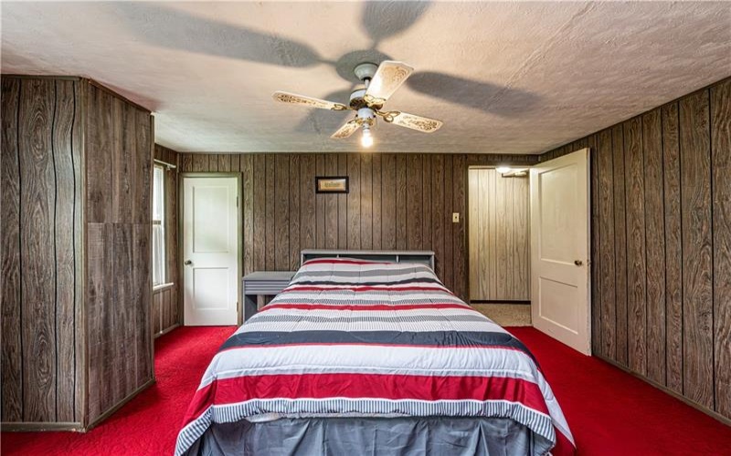 138 Penn Ave, Hollsopple, 15935, 5 Bedrooms Bedrooms, ,2 BathroomsBathrooms,Residential,For Sale,Penn Ave,1765028