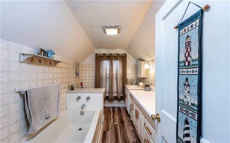 138 Penn Ave, Hollsopple, 15935, 5 Bedrooms Bedrooms, ,2 BathroomsBathrooms,Residential,For Sale,Penn Ave,1765028