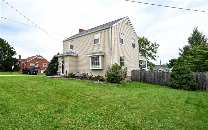 919 Fayette Ave, Belle Vernon, 15012, 3 Bedrooms Bedrooms, ,1 BathroomBathrooms,Residential,For Sale,Fayette Ave,1766690