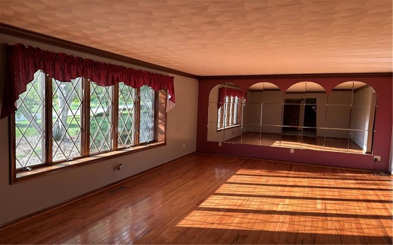 143 Heritage Hills Road, Uniontown, 15401, 4 Bedrooms Bedrooms, ,3.1 BathroomsBathrooms,Residential,For Sale,Heritage Hills Road,1768025