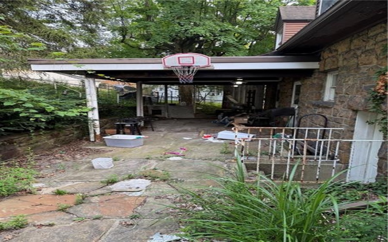103 Sylvanus Ave, Uniontown, 15401, 4 Bedrooms Bedrooms, ,2.1 BathroomsBathrooms,Residential,For Sale,Sylvanus Ave,1765064