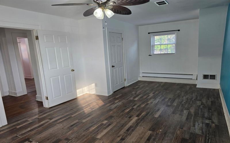 1008 Manor Rd, New Kensington, 15068, 3 Bedrooms Bedrooms, 6 Rooms Rooms,1.1 BathroomsBathrooms,Residential,For Sale,Manor Rd,1765081