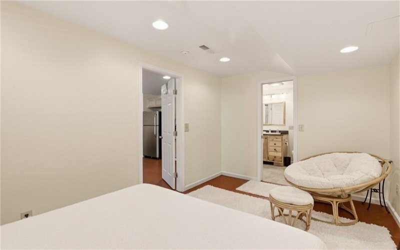 900 Lake Shore Road, 15541, 15541, 4 Bedrooms Bedrooms, ,3 BathroomsBathrooms,Residential,For Sale,Lake Shore Road,1765091
