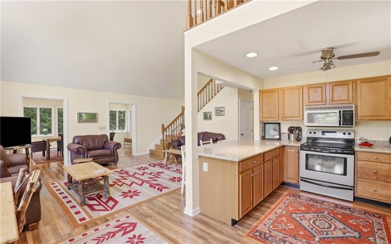 900 Lake Shore Road, 15541, 15541, 4 Bedrooms Bedrooms, ,3 BathroomsBathrooms,Residential,For Sale,Lake Shore Road,1765091
