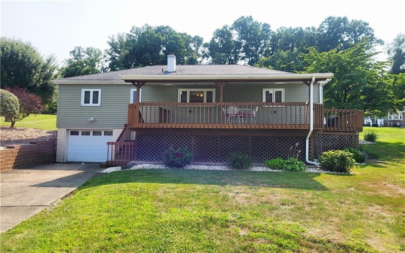 616 Maple Street, Jeannette, 15644, 2 Bedrooms Bedrooms, 9 Rooms Rooms,2 BathroomsBathrooms,Residential,For Sale,Maple Street,1765092