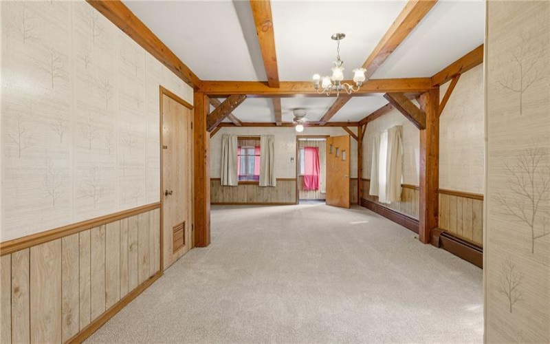 557 Railroad St., Windber, 15963, 3 Bedrooms Bedrooms, ,1 BathroomBathrooms,Residential,For Sale,Railroad St.,1766720