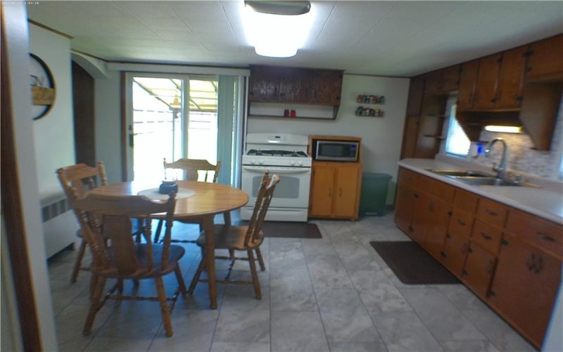 303 CRANBERRY ALLEY, Carmichaels, 15320, 2 Bedrooms Bedrooms, ,1 BathroomBathrooms,Residential,For Sale,CRANBERRY ALLEY,1768074