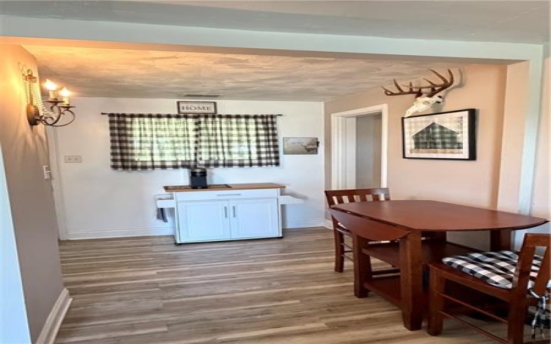 405 4th St, Mc Donald, 15057, 3 Bedrooms Bedrooms, ,2 BathroomsBathrooms,Residential,For Sale,4th St,1768076