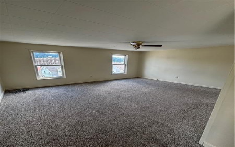 859 Lincoln Ave, Charleroi, 15022, 3 Bedrooms Bedrooms, ,1.1 BathroomsBathrooms,Residential,For Sale,Lincoln Ave,1765123