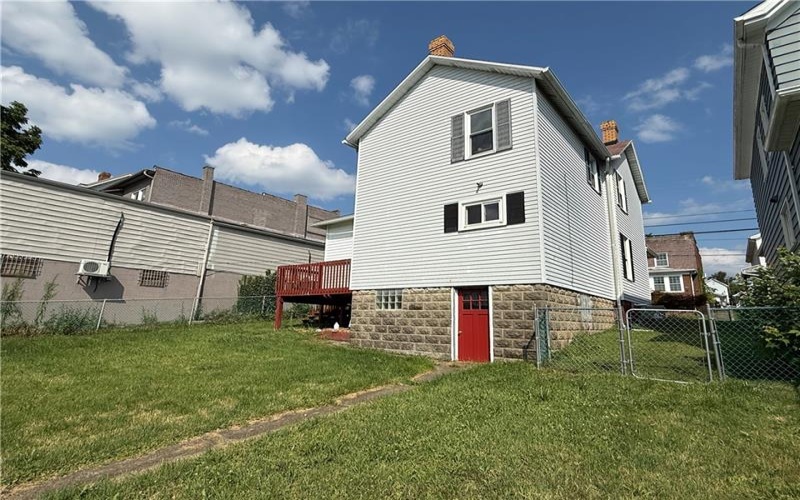 1612 Broad St, Greensburg, 15601, 3 Bedroom Bedrooms, 8 Room Rooms,1.1 BathroomBathrooms,Residential,For Sale,Broad St,1766722
