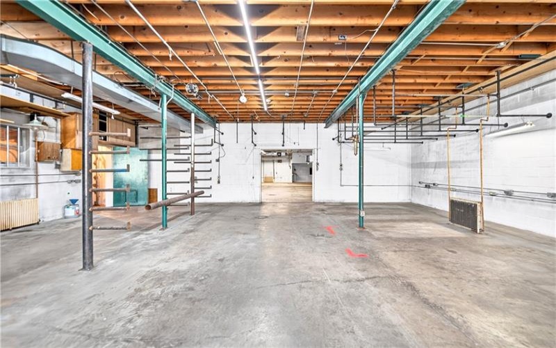 924 Reservoir St, Mount Pleasant, 15666, ,Commercial-industrial-business,For Sale,Reservoir St,1765152