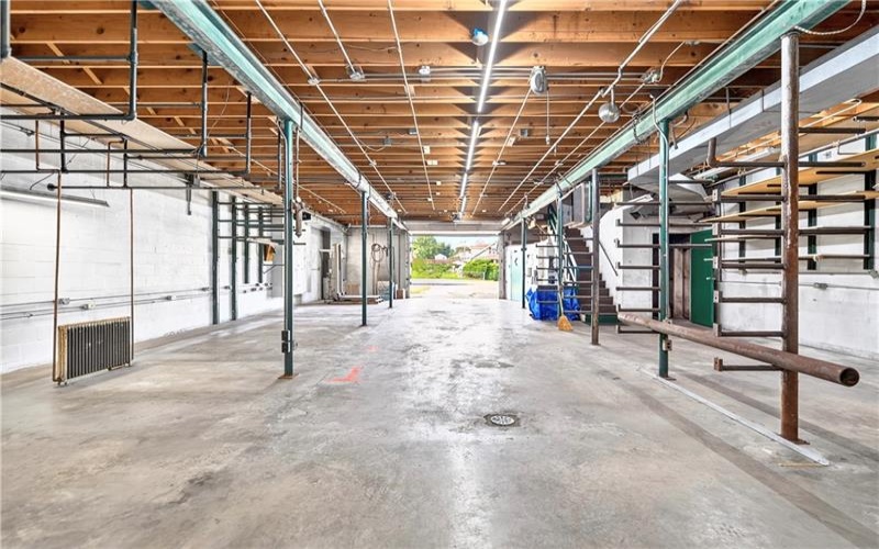 924 Reservoir St, Mount Pleasant, 15666, ,Commercial-industrial-business,For Sale,Reservoir St,1765152